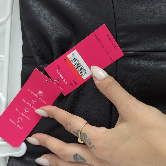 Faux leather wide leg pants - Picture 3 of 6